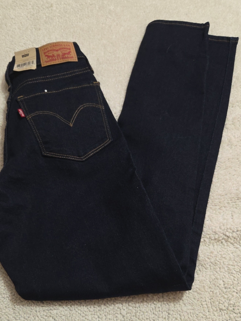 NWT LEVIS JEANS